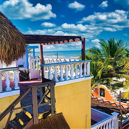 Beachfront Casa Maya Lodge El Cuyo Ngoại thất bức ảnh