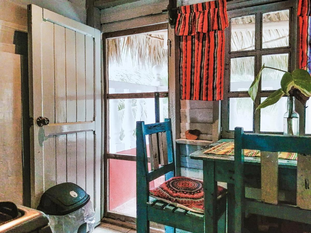 Beachfront Casa Maya Lodge El Cuyo Ngoại thất bức ảnh